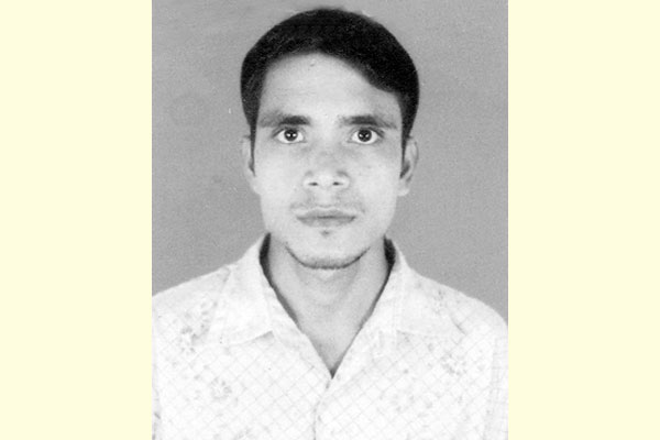 নিখোঁজ সন্তানের জন্য মায়ের অপেক্ষা