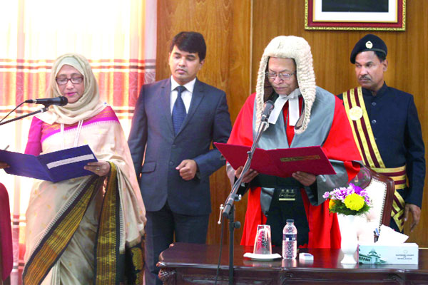দেশের প্রথম নারী নির্বাচন কমিশনার