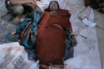 অবশেষে ছয় দিন পর মায়ের লাশ নিয়ে ফিরছেন টোকন