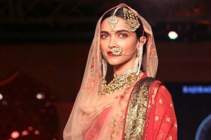 ২০১৭ সালে মুক্তি পেতে যাওয়া বলিউড বায়োপিক