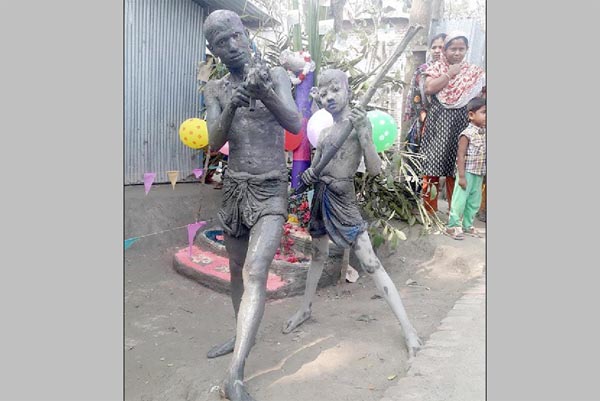 মার্তৃভাষা দিবসে কলাপাড়ায় শিশু-কিশোরদের ব্যতিক্রমী আয়োজন

