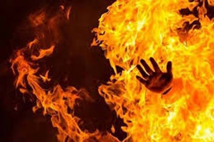 চট্টগ্রামে চুলার আগুনে কলেজছাত্রী দগ্ধ

