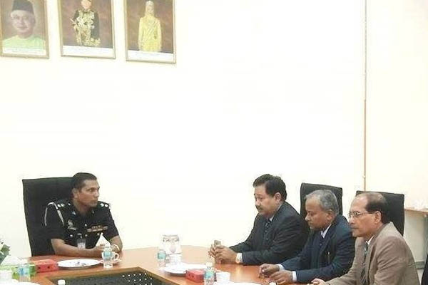 মালয়েশিয়া বুকিত জলিল ক্যাম্প পরিদর্শনে হাইকমিশনার