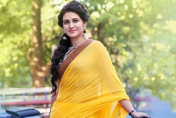 ঢাকায় প্রিয়াঙ্কা