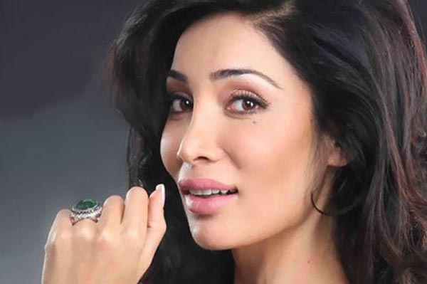 ট্যাটু এঁকে এবার বিপাকে সোফিয়া