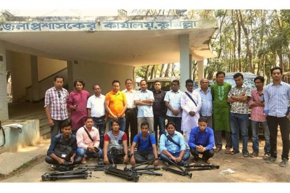 সাংবাদিকদের সঙ্গে ডিসির অসৌজন্যমূলক আচরণের অভিযোগ
