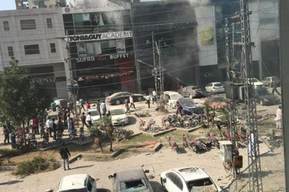 পাকিস্তানের লাহোরে বিস্ফোরণে নিহত ৮, আহত ২১