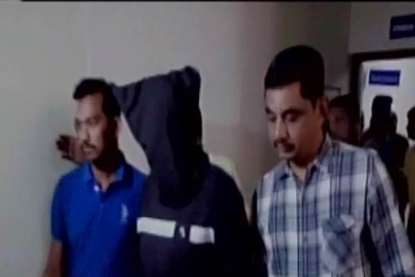 গুজরাট থেকে সন্দেহভাজন দুই আইএস জঙ্গি আটক