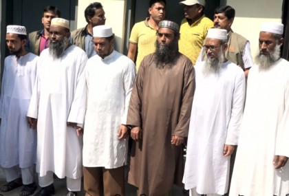 বরিশালে প্রশ্নপত্র ফাঁসে হাতেনাতে ৬ মাদ্রাসা শিক্ষক আটক