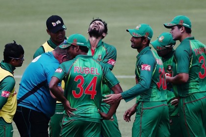 উন্নতির পথে মাশরাফির আঙুলের চোট