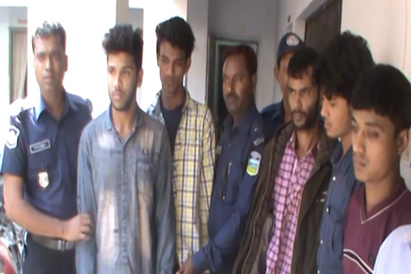 ভালুকায় ইয়াবাসহ আটক ৬