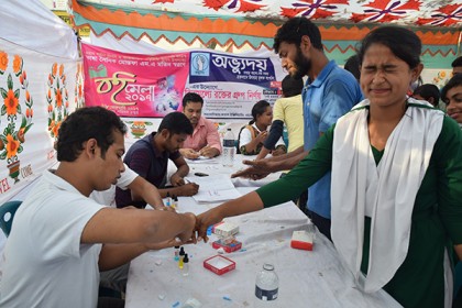 ভালুকায় 'অভ্যুদয়'র উদ্যেগে বিনামূল্যে রক্তের গ্রুপ পরীক্ষা 