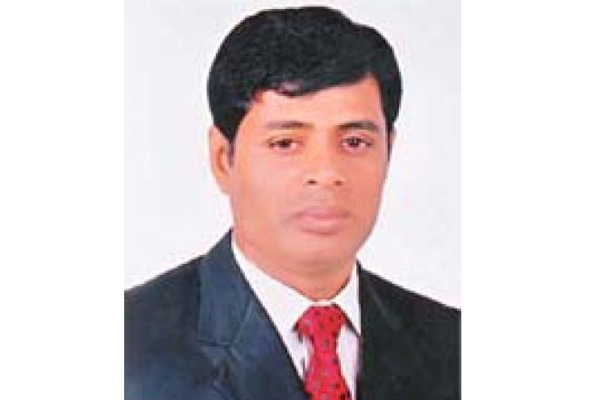 ধর্মঘটকারীদের কবলে কুমিল্লা-২ আসনের এমপি