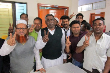 মানিকগঞ্জে বিএনপি প্যানেলের নিরঙ্কুশ বিজয়