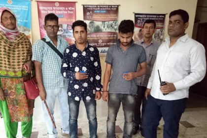 ঝিনাইদহে ইয়াবাসহ ২ মাদক ব্যবসায়ী গ্রেফতার