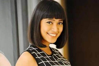 ৩০ পার করেও কিশোরীর চরিত্রে সায়নী