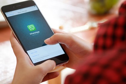 হোয়াটসঅ্যাপে স্ত্রীদের তালাক দিলেন দুই ভাই