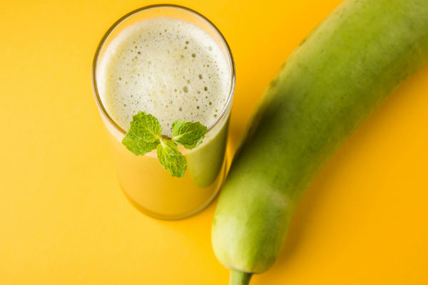 সুস্থ থাকতে খাদ্যতালিকায় রাখুন লাউয়ের রস