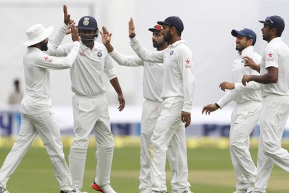 ভারতের বিপক্ষে অস্ট্রেলিয়া ৮৭ রানে এগিয়ে