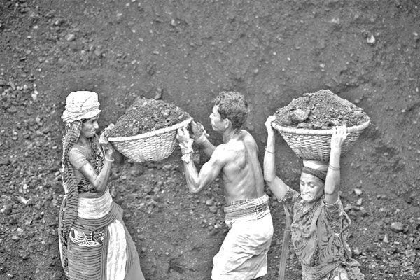 বিশ্ব নারী দিবসে নানা আয়োজন