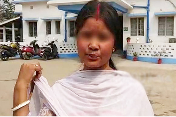 বন্ড পেতে শারীরিক সম্পর্কের প্রস্তাব তৃণমূল নেতার!