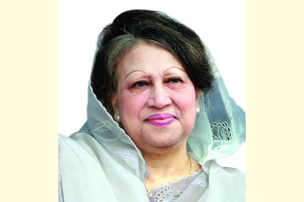 ভারতের দিকে চোখ খালেদার