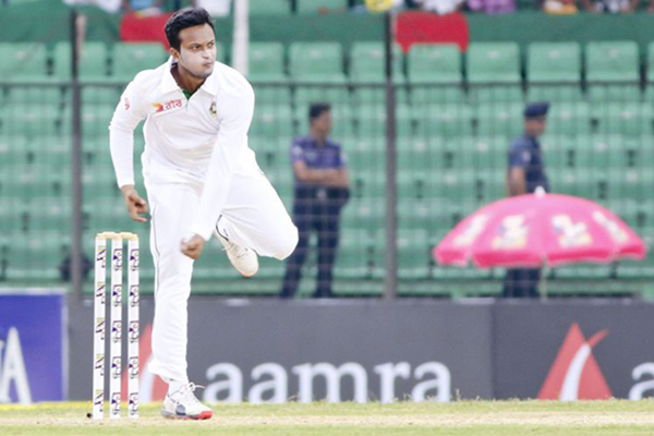 গল টেস্টে বোলিংয়ে সাকিবের 'জোড়া সেঞ্চুরি'