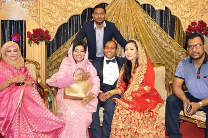 শুদ্ধ বাংলায় 'সালাম' দিয়ে অতিথিদের স্বাগত জানান বিদেশিনী বধূ
