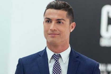 'মেসির চেয়ে নেইমার বড় মানের ফুটবলার'