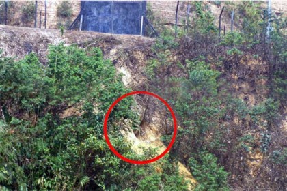 জামালপুর সীমান্তে বিশাল সুরঙ্গ