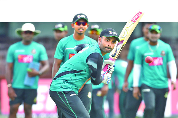 শততম টেস্টের রোমাঞ্চ