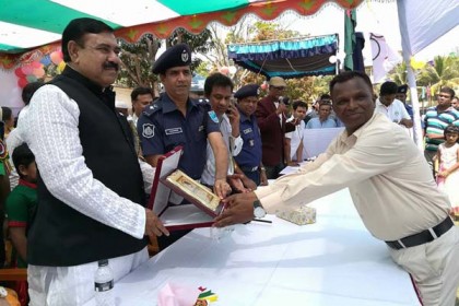 'জনগণ সহযোগিতা না করলে জঙ্গি নির্মূল সম্ভব নয়'