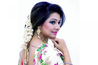 মিউজিক ভিডিওতে নাচলেন আঁখি আলমগীর