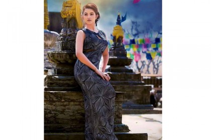 সমরেশের নায়িকা পরীমণি
