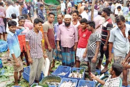 চট্টগ্রামে মাছে আগুন, স্থির সবজির দাম