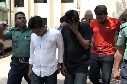 চাঁদা দাবি মামলায় ছাত্রলীগের বহিষ্কৃত সভাপতিসহ গ্রেফতার ৪