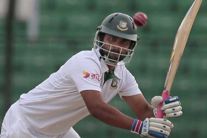 লক্ষ্যের দিকে এগিয়ে যাচ্ছে তামিম-সাব্বির