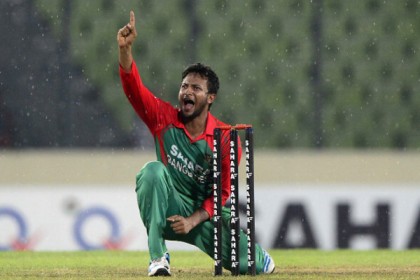 বাঁহাতি স্পিনার সাকিবের আরো এক অনন্য রেকর্ড