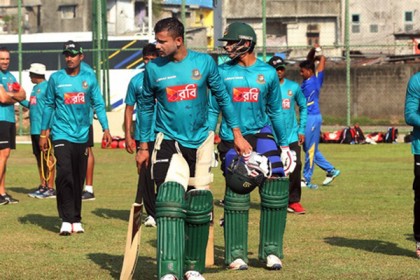 ডাম্বুলায় জয় পেতে আত্মবিশ্বাসী মাশরাফিরা