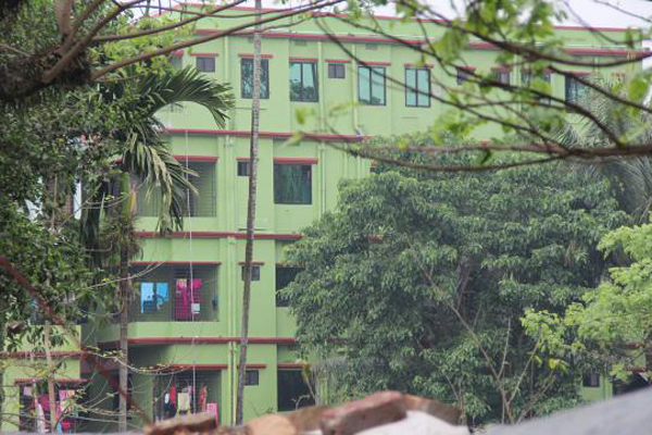 ঘটনাস্থলে পৌঁছেছে সোয়াত টিম