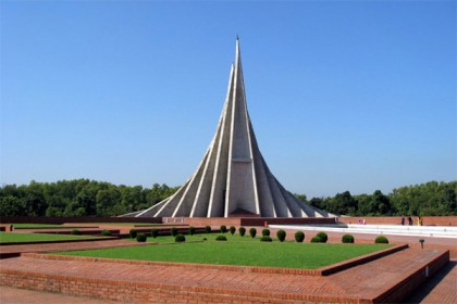 নিশ্ছিদ্র নিরাপত্তা বলয়ে জাতীয় স্মৃতিসৌধ