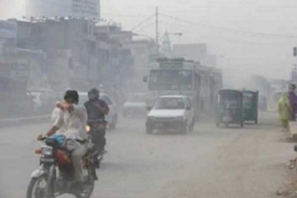 বায়ু দূষণের তালিকায় বিশ্বে পঞ্চম ঢাকা
