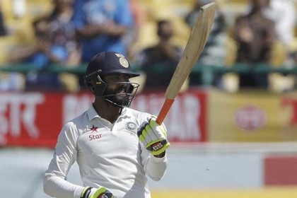 জাদেজার ব্যাটে ৩২ রানের লিড পেল ভারত