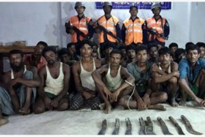 বঙ্গোপসাগর থেকে ৭ জেলেকে উদ্ধার, আটক ১৩ জলদস্যু 