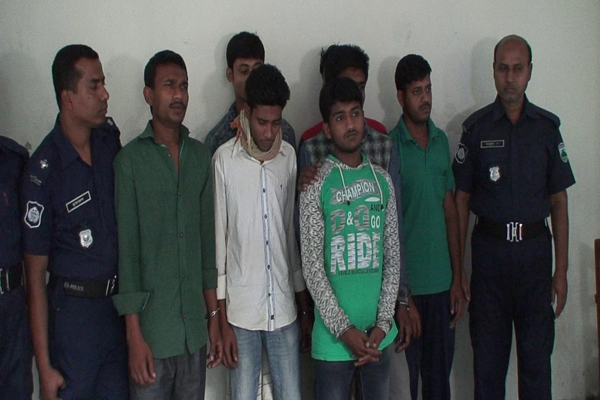 সিরাজগঞ্জে ৩০ ডাকাতের সাত বছর কারাদণ্ড
