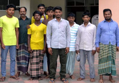 বঙ্গোপসাগরে ডুবন্ত জাহাজের ৯ নাবিক উদ্ধার