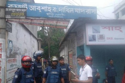 মৌলভীবাজারে জঙ্গিদের হাতে বিপুল অস্ত্র-বিস্ফোরক!
