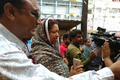 ভোট দিলেন সীমা