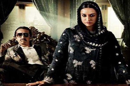 ‘হাসিনা’র নতুন পোস্টারে সাড়া জাগালেন শ্রদ্ধা