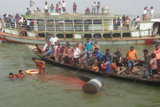 মেঘনায় এখনো নিখোঁজ ১৭, উদ্ধার হয়নি ট্রলার